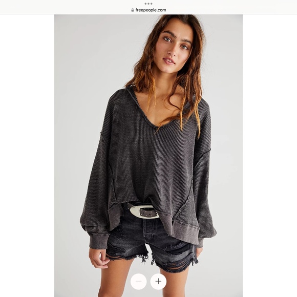 BNWT Free People. We The Free Buttercup Thermal top. Large. Black Oversized - Picture 1 of 3